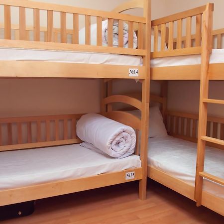 Globus Hostel Kiev Ngoại thất bức ảnh