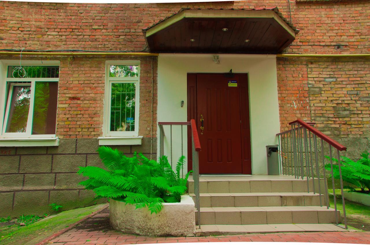 Globus Hostel Kiev Ngoại thất bức ảnh